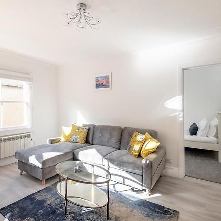 Flat In Bath City Centre ภายนอก รูปภาพ
