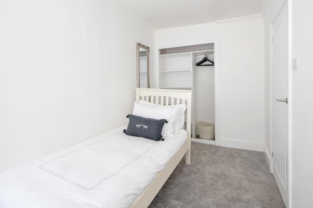Flat In Bath City Centre ภายนอก รูปภาพ