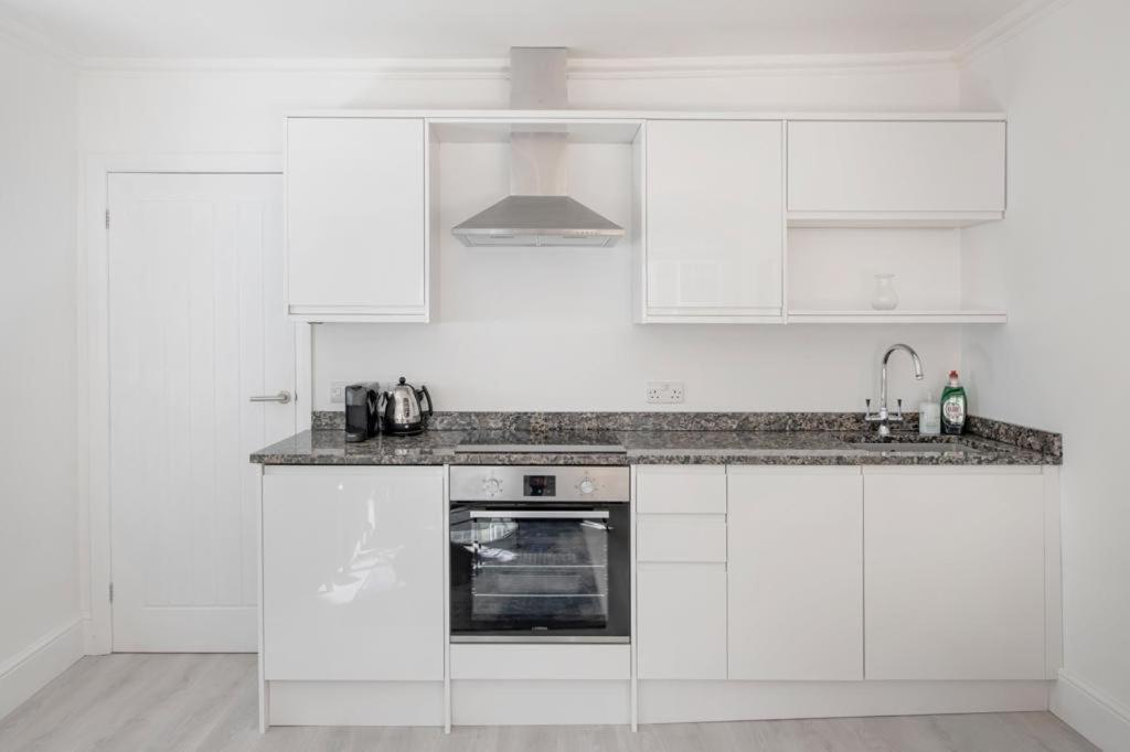 Flat In Bath City Centre ภายนอก รูปภาพ